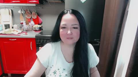 Snapshot of infinity_loveliness chatting on January 8, 2025, 9:42 am Infinity online show from January 8, 2025, 9:42 am