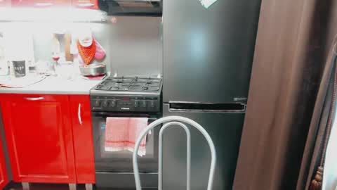 Snapshot of infinity_loveliness chatting on January 12, 2025, 11:39 am Infinity online show from January 12, 2025, 11:39 am