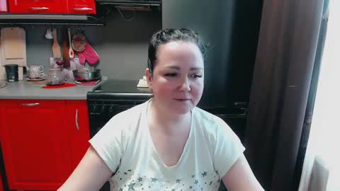 Snapshot of infinity_loveliness chatting on February 11, 2025, 9:31 am Infinity online show from February 11, 2025, 9:31 am