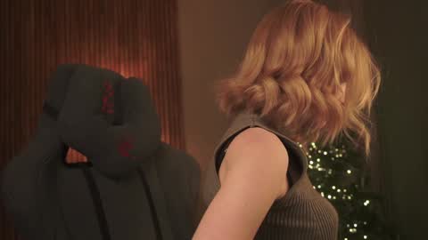 Snapshot of infinitysoul_ chatting on December 12, 2024, 7:59 pm Alexa..  Inst     Fansly infinitysoul  online show from December 12, 2024, 7:59 pm