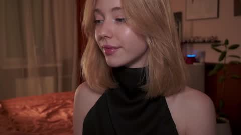 Snapshot of infinitysoul_ chatting on January 21, 2025, 6:34 pm Alexa..  Inst     Fansly infinitysoul  online show from January 21, 2025, 6:34 pm