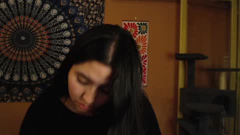 Snapshot of intimatetales chatting on December 5, 2024, 2:31 am Africa online show from December 5, 2024, 2:31 am