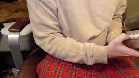 Snapshot of isaac_sheffield chatting on January 26, 2025, 6:16 pm isaac online show from January 26, 2025, 6:16 pm