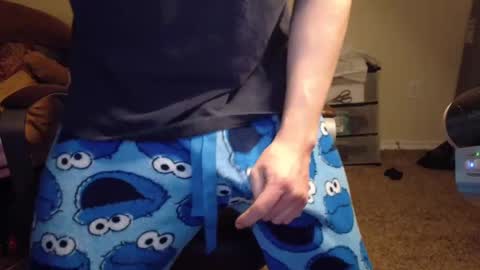 Snapshot of isaac_sheffield chatting on February 24, 2025, 7:44 am isaac online show from February 24, 2025, 7:44 am