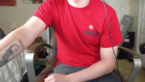Snapshot of isaac_sheffield chatting on September 24, 2025, 11:08 pm isaac online show from September 24, 2025, 11:08 pm