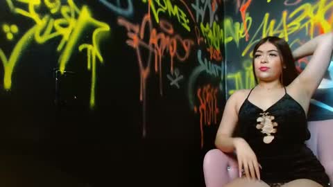 isabella_rose10 online show from October 22, 2025, 3:34 pm