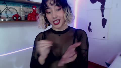 Snapshot of isabellakoff chatting on January 30, 2025, 3:08 pm Tati - online show from January 30, 2025, 3:08 pm