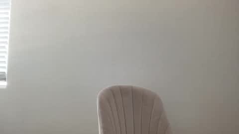 Snapshot of isabellekinsley chatting on October 29, 2025, 10:00 pm isabellekinsley online show from October 29, 2025, 10:00 pm