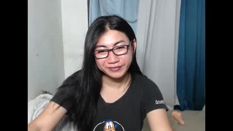 Snapshot of ishie_yoshixx chatting on October 12, 2025, 8:02 am IRISH online show from October 12, 2025, 8:02 am