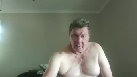 Snapshot of island625103 chatting on September 11, 2025, 4:51 pm island625103 online show from September 11, 2025, 4:51 pm