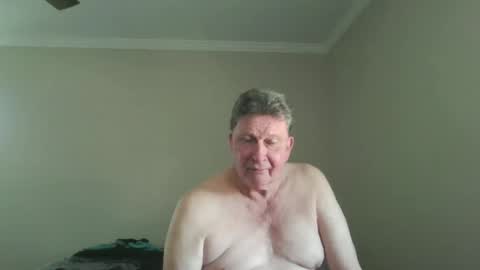 Snapshot of island625103 chatting on October 21, 2025, 7:47 pm island625103 online show from October 21, 2025, 7:47 pm