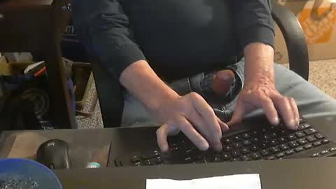 Snapshot of islandduke chatting on December 9, 2024, 4:26 pm Duke online show from December 9, 2024, 4:26 pm