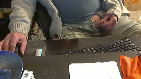 Snapshot of islandduke chatting on January 26, 2025, 3:59 am Duke online show from January 26, 2025, 3:59 am