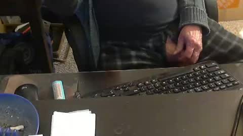 Snapshot of islandduke chatting on January 31, 2025, 3:41 am Duke online show from January 31, 2025, 3:41 am