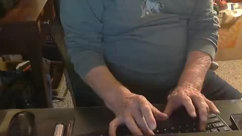 Snapshot of islandduke chatting on September 14, 2025, 9:47 pm Duke online show from September 14, 2025, 9:47 pm