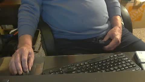 Snapshot of islandduke chatting on September 25, 2025, 5:16 pm Duke online show from September 25, 2025, 5:16 pm