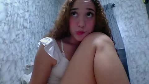 Snapshot of issa30213 chatting on December 23, 2024, 6:33 am Issa online show from December 23, 2024, 6:33 am