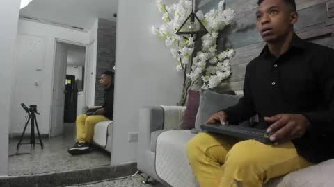 Snapshot of italomoore chatting on October 18, 2025, 11:11 am Italo Moore online show from October 18, 2025, 11:11 am