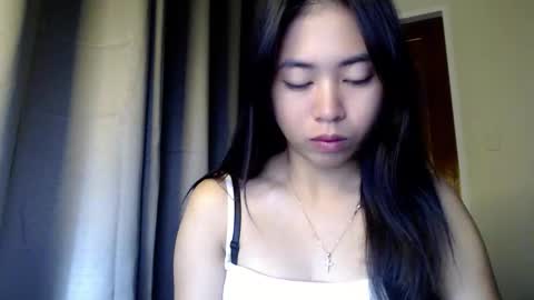 Candy online show from September 23, 2025, 7:28 pm