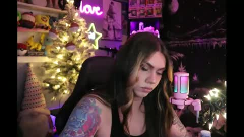 Snapshot of itsnickibabyy chatting on December 19, 2024, 2:12 am Nicki Foxx online show from December 19, 2024, 2:12 am