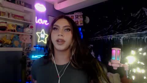 Snapshot of itsnickibabyy chatting on January 14, 2025, 11:16 pm Nicki Foxx online show from January 14, 2025, 11:16 pm