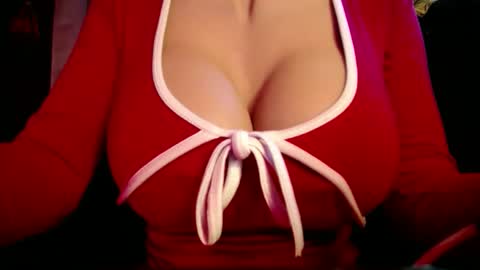 Snapshot of itsur_sweetiepie chatting on October 29, 2025, 11:39 pm itsur_sweetiepie online show from October 29, 2025, 11:39 pm