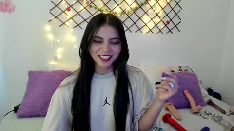 Snapshot of ivannabruner chatting on September 18, 2025, 7:49 pm Ivanna online show from September 18, 2025, 7:49 pm