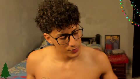 Snapshot of ivano_jones chatting on December 20, 2024, 11:43 am Ivano online show from December 20, 2024, 11:43 am