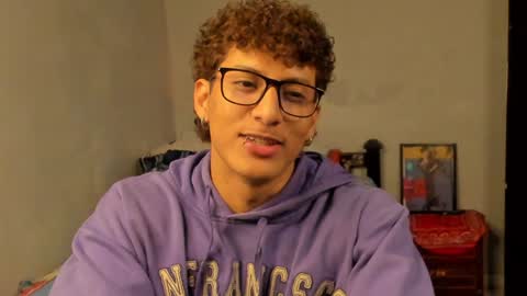 Snapshot of ivano_jones chatting on January 8, 2025, 11:09 pm Ivano online show from January 8, 2025, 11:09 pm