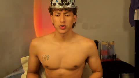 Snapshot of ivano_jones chatting on January 15, 2025, 2:56 pm Ivano online show from January 15, 2025, 2:56 pm