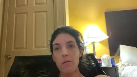 Snapshot of ivy_rose90 chatting on October 7, 2025, 1:36 am ivy_rose90 online show from October 7, 2025, 1:36 am