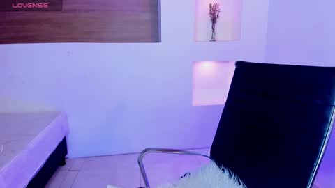 Snapshot of ivybliss8 chatting on February 27, 2025, 11:52 am i v y  b l i s s online show from February 27, 2025, 11:52 am