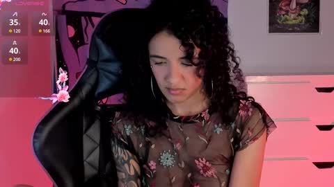 Snapshot of ivymanson_ chatting on January 12, 2025, 4:50 pm Camila online show from January 12, 2025, 4:50 pm