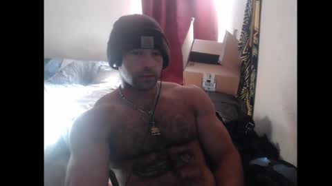 izak144 online show from October 17, 2025, 4:42 pm