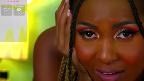 Snapshot of izzie_sugar chatting on September 11, 2025, 8:09 pm Sugar Babe online show from September 11, 2025, 8:09 pm