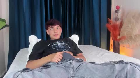 Snapshot of jack_noir chatting on September 17, 2025, 3:03 pm Jack online show from September 17, 2025, 3:03 pm