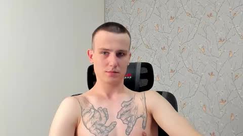 Snapshot of jacksonvox chatting on October 19, 2025, 7:58 pm Nikolay online show from October 19, 2025, 7:58 pm