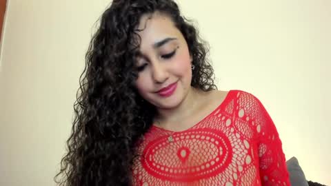 Snapshot of jade_james chatting on December 13, 2024, 1:37 am Mady online show from December 13, 2024, 1:37 am