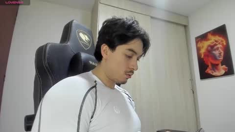 Snapshot of jake_murphy chatting on February 20, 2025, 10:59 pm jake_murphy online show from February 20, 2025, 10:59 pm