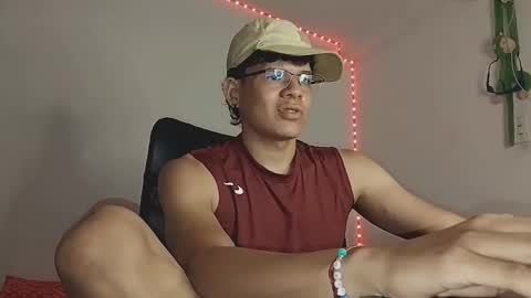 Snapshot of jakob_hb chatting on October 29, 2025, 10:55 pm JaKob HB online show from October 29, 2025, 10:55 pm