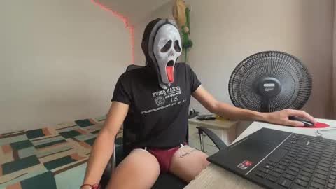 Snapshot of jakob_hb chatting on October 31, 2025, 4:52 pm JaKob HB online show from October 31, 2025, 4:52 pm