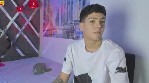 Snapshot of james_hill7 chatting on November 9, 2025, 3:27 am James Hill online show from November 9, 2025, 3:27 am