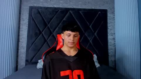 Snapshot of jamesgolden_ chatting on March 2, 2025, 11:29 am jamesgolden_ online show from March 2, 2025, 11:29 am