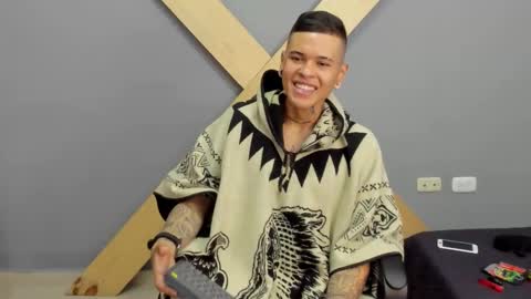 Snapshot of jamesinked_ chatting on December 19, 2024, 2:35 pm Jamesinked online show from December 19, 2024, 2:35 pm