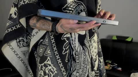 Snapshot of jamesinked_ chatting on December 20, 2024, 5:36 am Jamesinked online show from December 20, 2024, 5:36 am