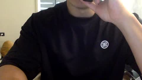 Snapshot of jamesmo820913 chatting on March 11, 2025, 8:52 am jamesmo820913 online show from March 11, 2025, 8:52 am