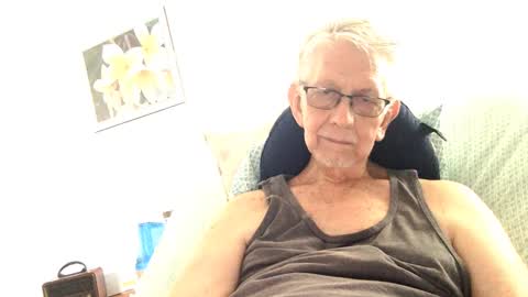 Snapshot of jamestheolder2 chatting on September 21, 2025, 5:03 pm james age 75 online show from September 21, 2025, 5:03 pm