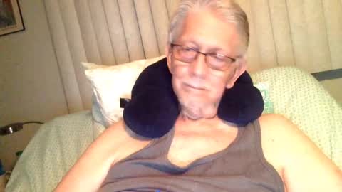 Snapshot of jamestheolder2 chatting on September 29, 2025, 12:05 am james age 75 online show from September 29, 2025, 12:05 am