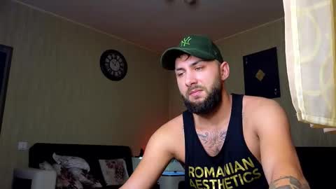 Snapshot of jamienoxus chatting on October 4, 2025, 7:06 am Robbie online show from October 4, 2025, 7:06 am