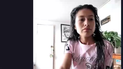 Snapshot of janariivera1 chatting on September 18, 2025, 5:15 pm janariivera1 online show from September 18, 2025, 5:15 pm